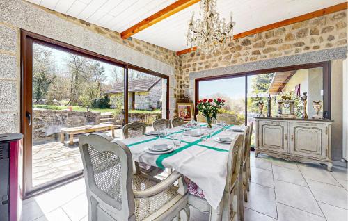 Saint-Oradoux-de-Chirouze House | Awesome Home In Saint-Oradoux-De-Chiro