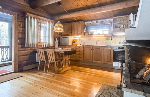Sunne Municipality House | Awesome home in Sunne with WiFi