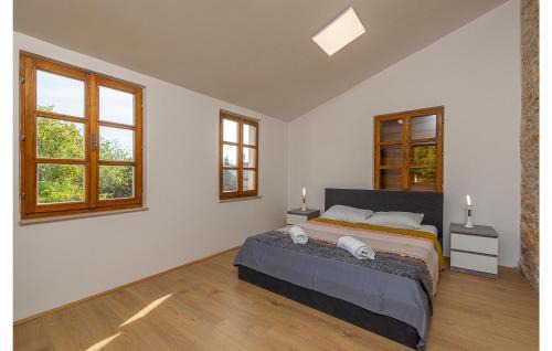 Svetvincenat House | Awesome Home In Svetvincenat With Wifi