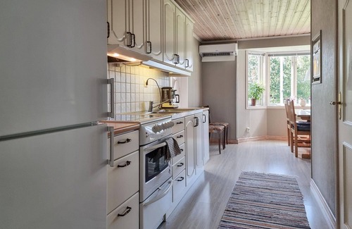 Varnamo O House | Awesome home in Värnamo with lake view
