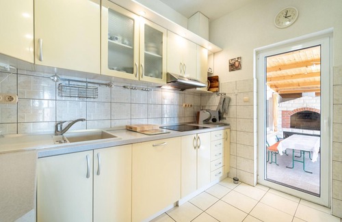 Visocane House | Awesome home in Visocane with Wi-Fi