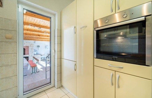 Visocane House | Awesome home in Visocane with Wi-Fi