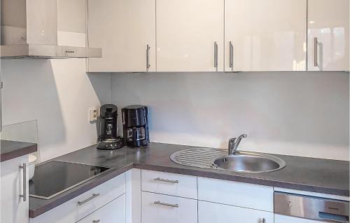 Vlagtwedde House | Awesome Home In Vlagtwedde With Sauna