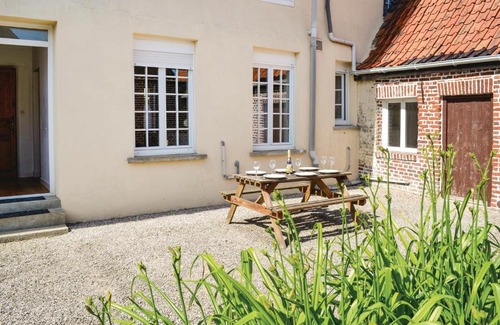 Volckerinckhove House | Awesome home in Volckerinckhove with 5 Bedrooms and WiFi