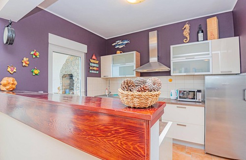 Zaboric House | Awesome home in Zaboric with WiFi