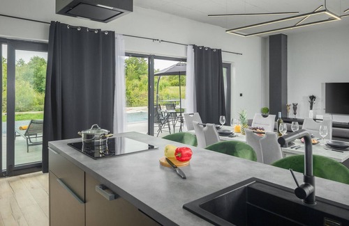 Muzini House | Awesome home in Zminj with WiFi