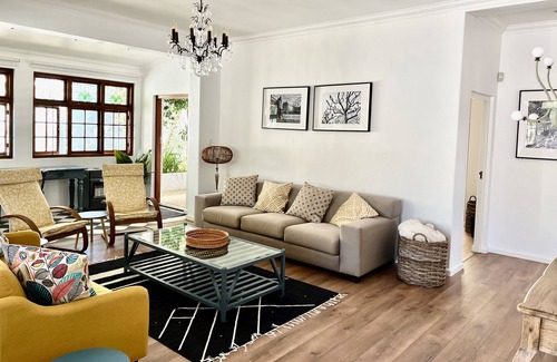 Newlands House | Awesome home near Newlands Forest
