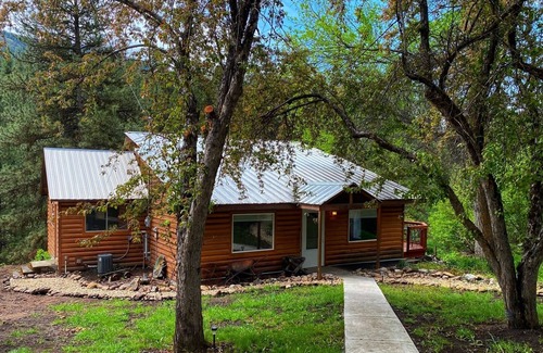 Garden Valley Cabin | Awesome Views of the Southfork Payette, Hot Tub and Room to Roam