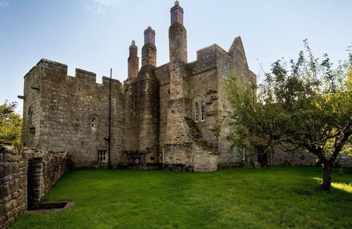 Corbridge Cottage | AYDON CASTLE COTTAGE - Dog friendly cottage sleeping 4 near Corbridge with Wi-Fi