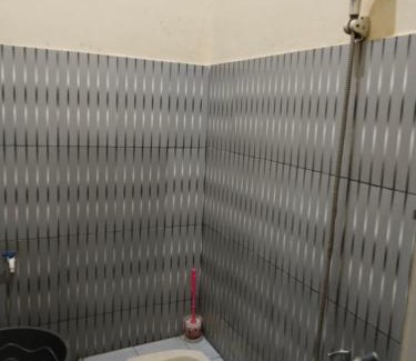 Singaraja House | Ayna Guest House Syariah Indramayu