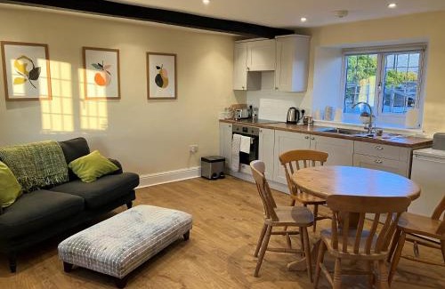 Middleton Cheney House | Aynho Cottages