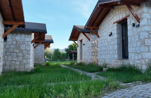 Tunceli House | Ayrık Vadi Otel & Restoran