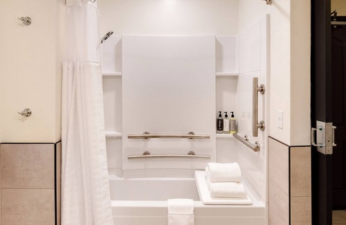 Redlands Hotel | Ayres Hotel Redlands – Loma Linda