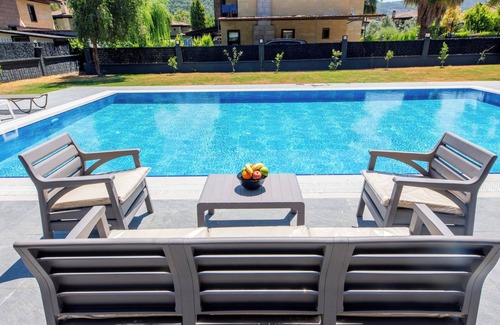 Camlikoy Villa | Ayse Villa Camli Daily Weekly Rentals