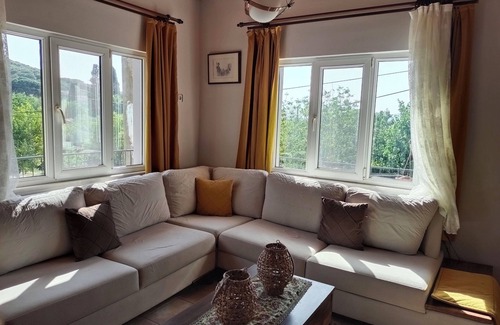 Ayvalik City Center House | Ayvalık Milda Konuk Evi