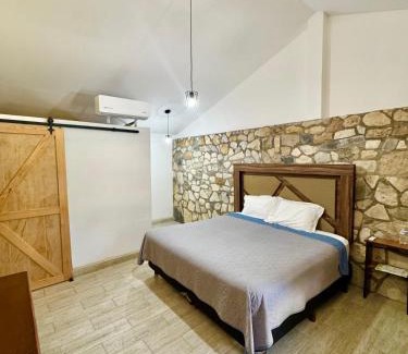Damian Carmona Hotel | Azomalli Hotel Boutique