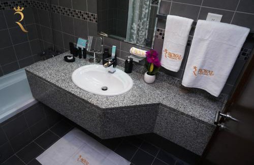 Baniyas East Apartment | Azure Bliss - Cozy 1BR Haven in Baniyas, Near Baniyas Square