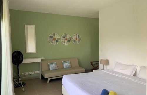 Roches Noires Apartment | Azuri Apartment 8
