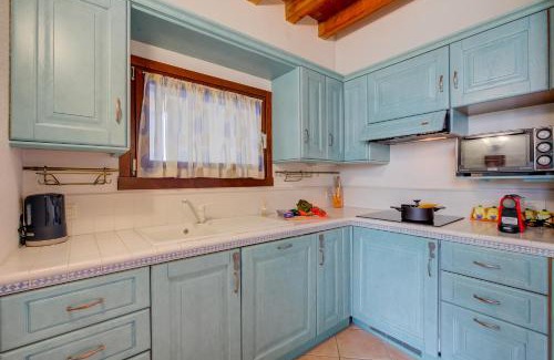 San Benedetto di Lugana Apartment | Azzurro Apartment - Happy Rentals