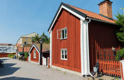Vastervik Cabin | Båtsmansstugorna