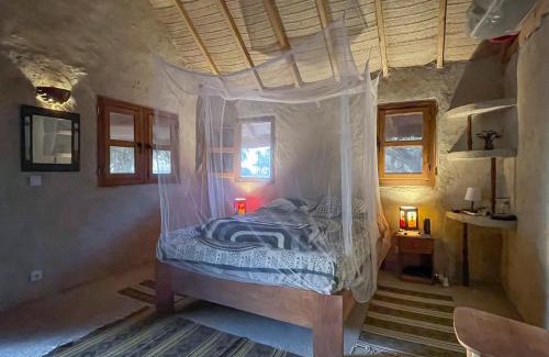 Ile de Dionewar House | Bégué Lodge