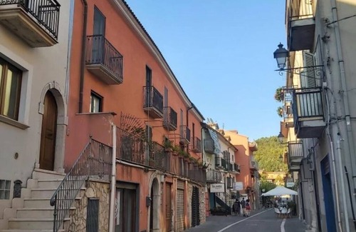 Buccino House | B&B Anastasia: 1 Bedroom Apartment