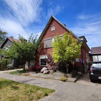 Apeldoorn House | B&B Art Gallery 274