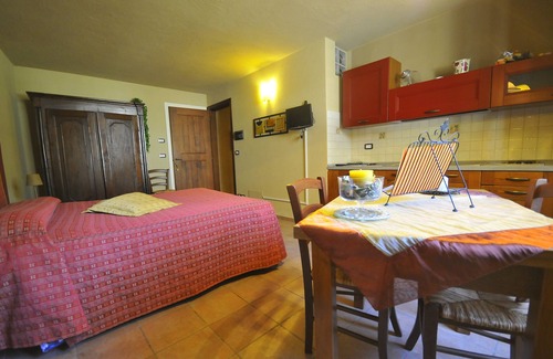 Castino Bed & Breakfast | B&B Cà Pavaglione