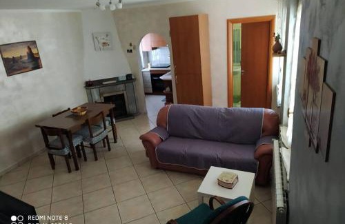 Sasso di Castalda House | B&B Casa Vacanze Al Casale