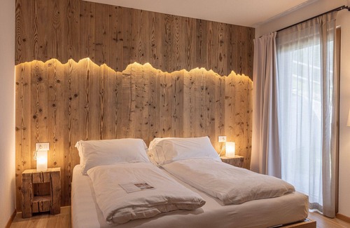 Pieve di Cadore Bed & Breakfast | B&B GIALLO - Suite Laurina with private SPA