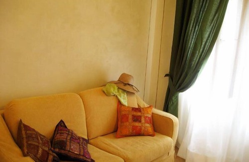 Montopoli in Val d'Arno House | B&B Il Moscondoro