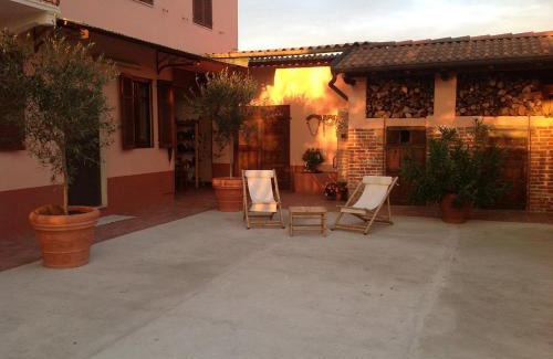 Borgolavezzaro Bed & Breakfast | B&B La Castellana