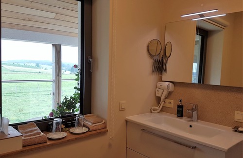 Vaux-sur-Sure Bed & Breakfast | B&B La Chabetaine