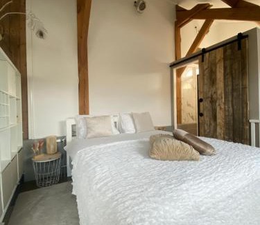Steenbergen Bed & Breakfast | B&B/Studio De Rozeboom