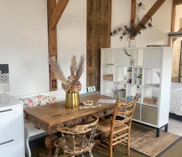Steenbergen Bed & Breakfast | B&B/Studio De Rozeboom
