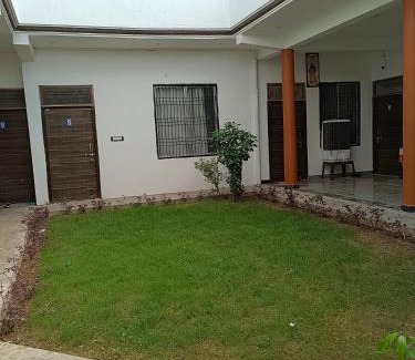 Raebareli House | B D House