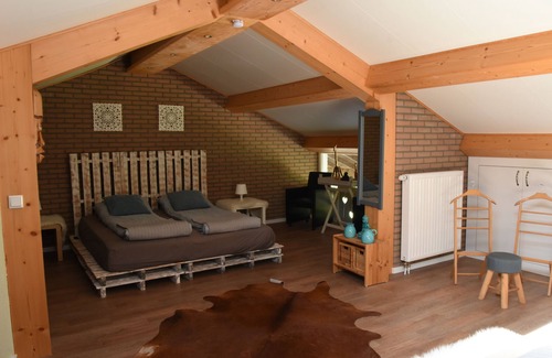 Bergeijk Bed & Breakfast | B en B de Lindershoeve Waar Rust en Gezelligheid Samenkomen