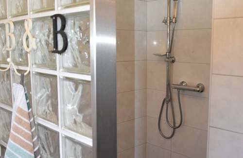Bergeijk Bed & Breakfast | B en B de Lindershoeve Waar Rust en Gezelligheid Samenkomen