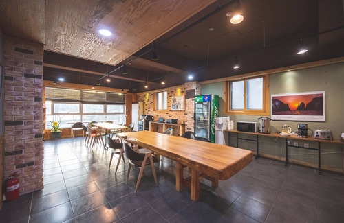 Hak-dong Hotel | B&F Hotel