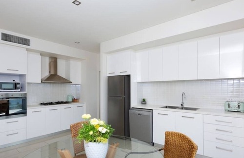 Turvey Park Apartment | B1/301 1 Flinders St · 4 Bedroom Luxury City Penthouse Apartment
