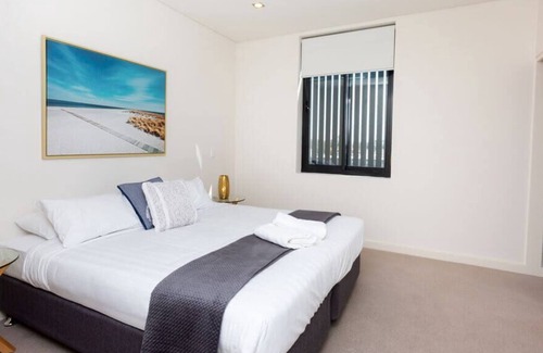 Turvey Park Apartment | B1/301 1 Flinders St · 4 Bedroom Luxury City Penthouse Apartment