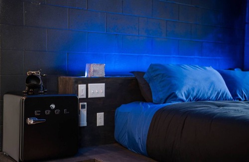 Sparta Bed & Breakfast | b3 Room1: Awareness King Suite
