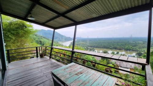 Tha Kham Resort | Baan Khao Noi Resort