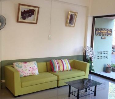 Makham Tia Apartment | Baan Mitreejit