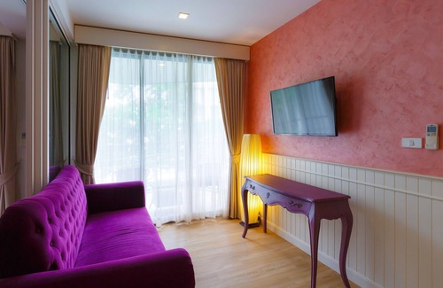 Hua Hin Apartment | Baan SanKraam 2BR Apt, EBB-PoolView