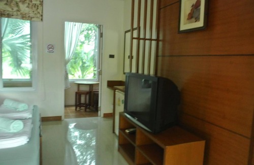 Suphan Buri Hotel | Baan Suan Resort Juree Punsuk