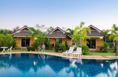 Pong Resort | Baan Sunset Resort