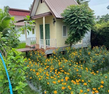 Prasat Resort | Baan Thung Home Stay