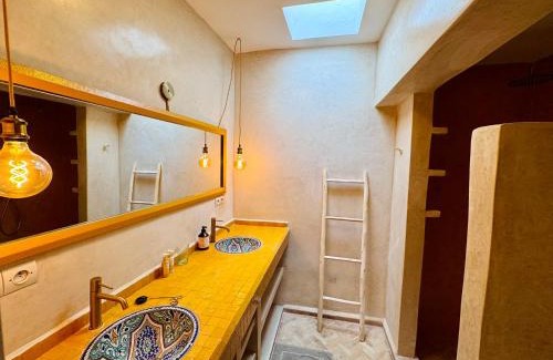 Afrate Haissoun House | BABSA Home