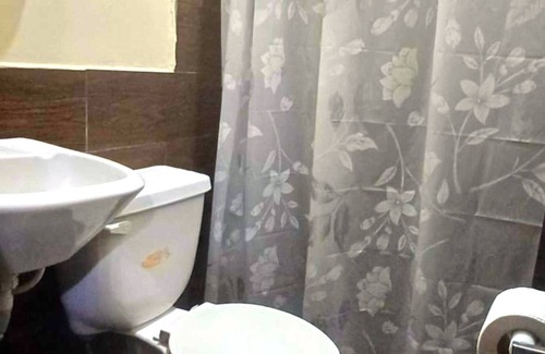 Ibarra Hotel | Back Packer